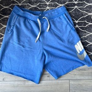 Nike - long sweat shorts nwot